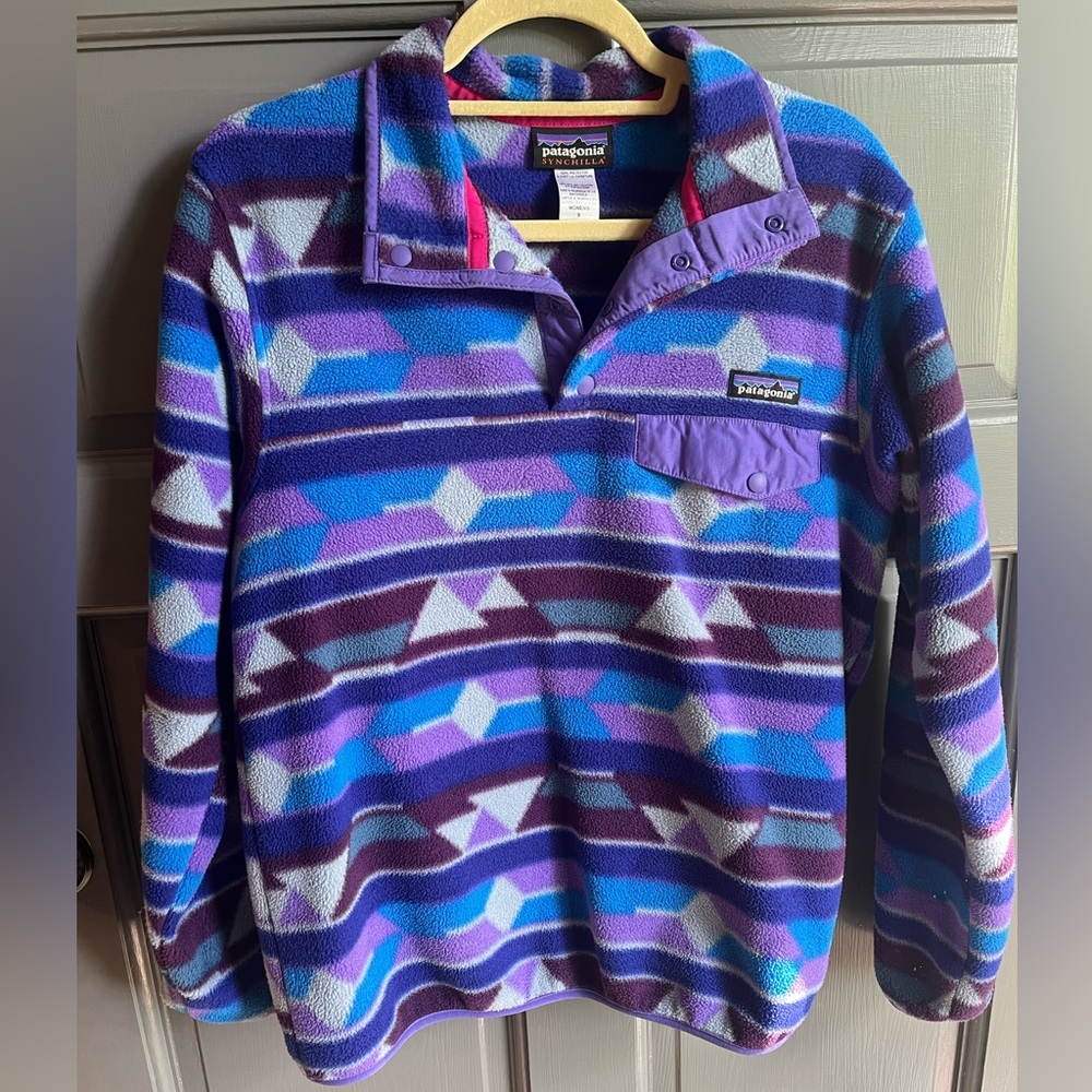 RARE - Patagonia Synchilla Fleece Purple Geometric‎ Pullover